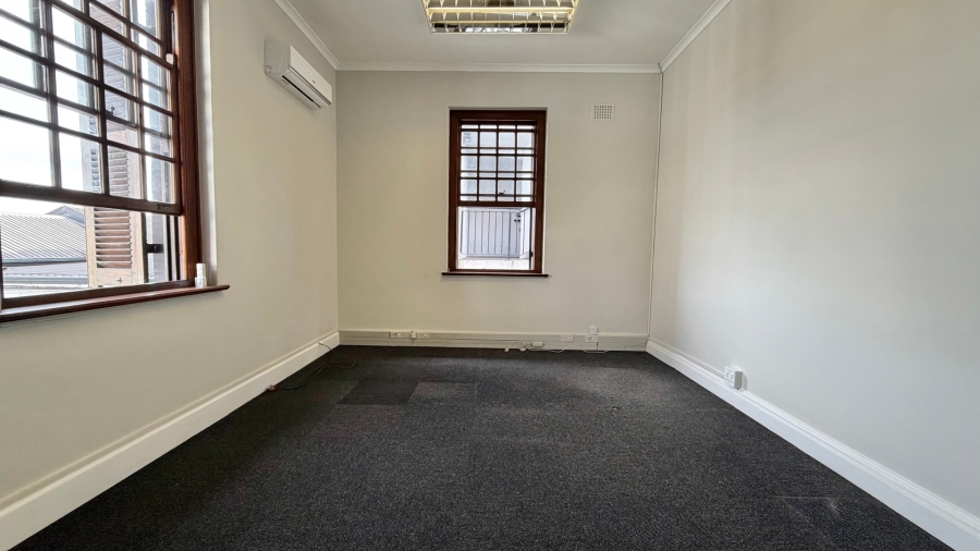 To Let Commercial Property for Rent in Somerset West Western Cape